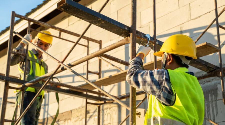 Professional residential roofers in Saint Clair, MI